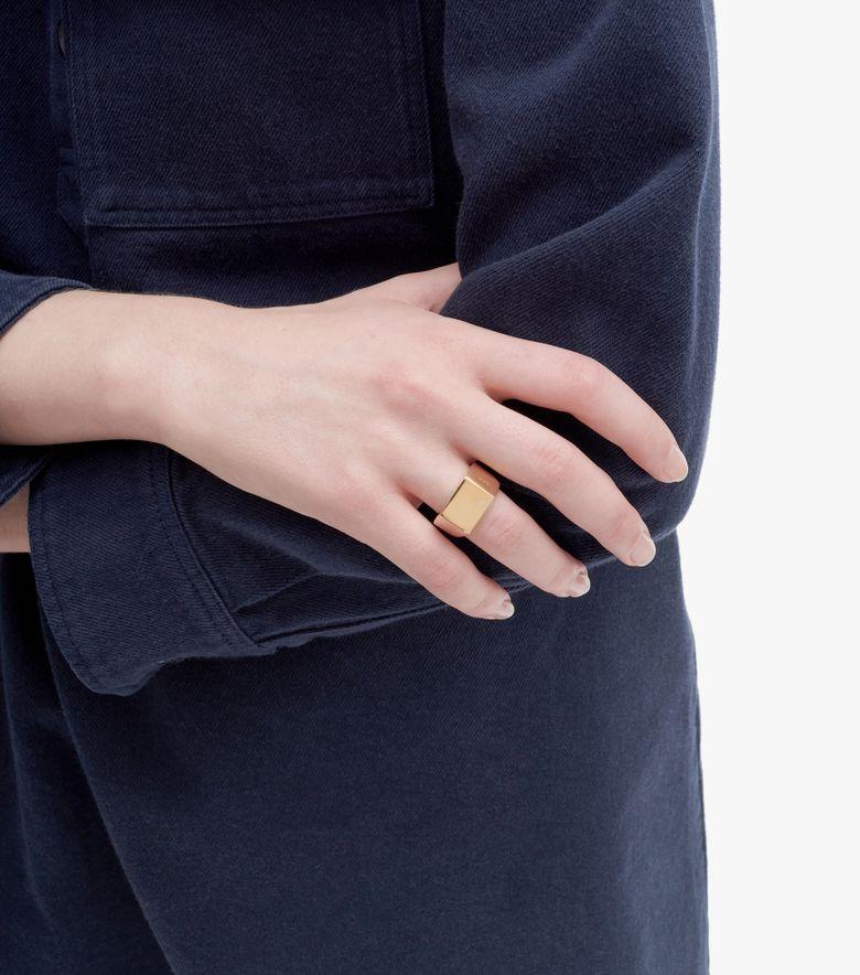 A.P.C. Chevalière Minimal Or