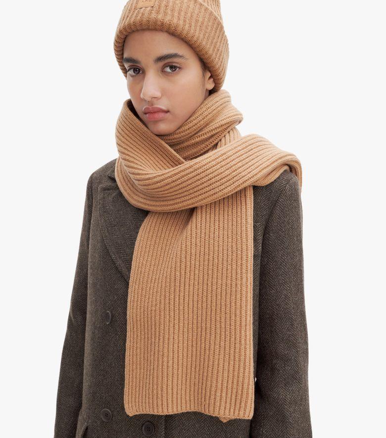 A.P.C. Echarpe Camille Camel