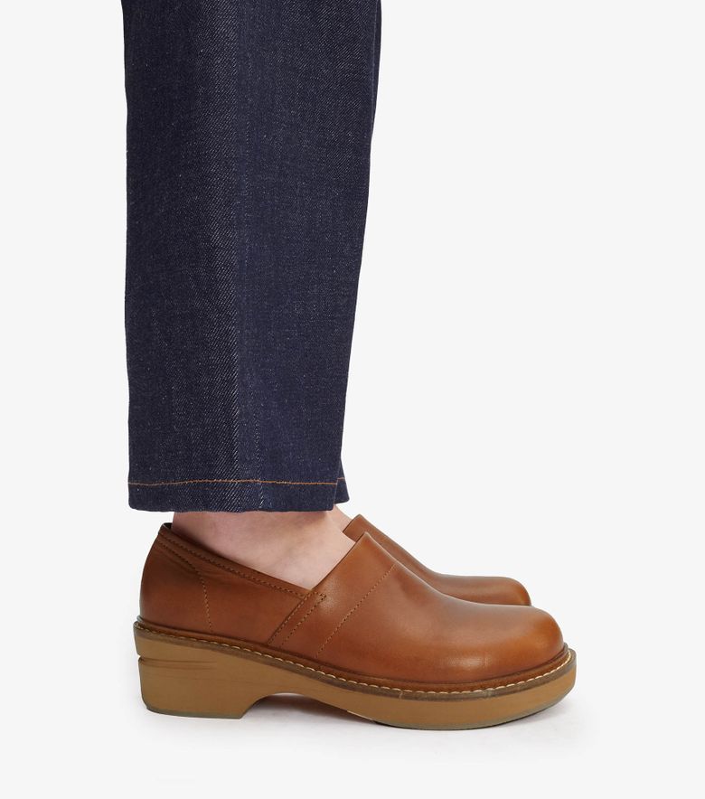 A.P.C. Sabot Judith Noisette