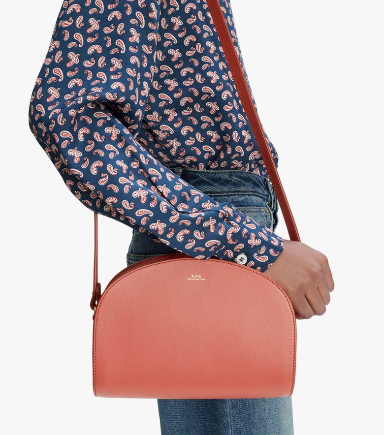 A.P.C. Sac Demi-Lune Cerise