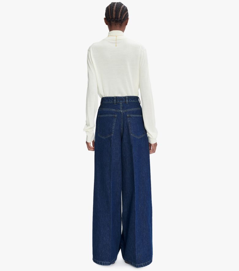 COLLABORATIONS Pull Marella A.P.C. Anastasia Barbieri Blanc Cassé