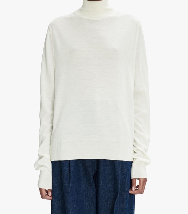 COLLABORATIONS Pull Marella A.P.C. Anastasia Barbieri Blanc Cassé