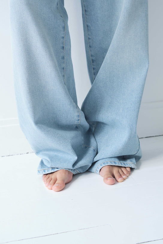 Acquaverde Jean Dawn - Used Bleached