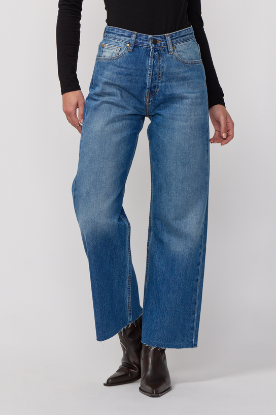 Acquaverde Jean Thelma - Dirty