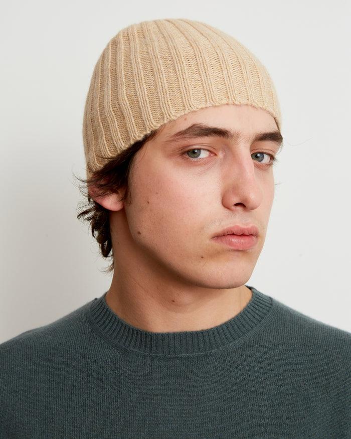 alexandra golovanoff Bonnet beige 13