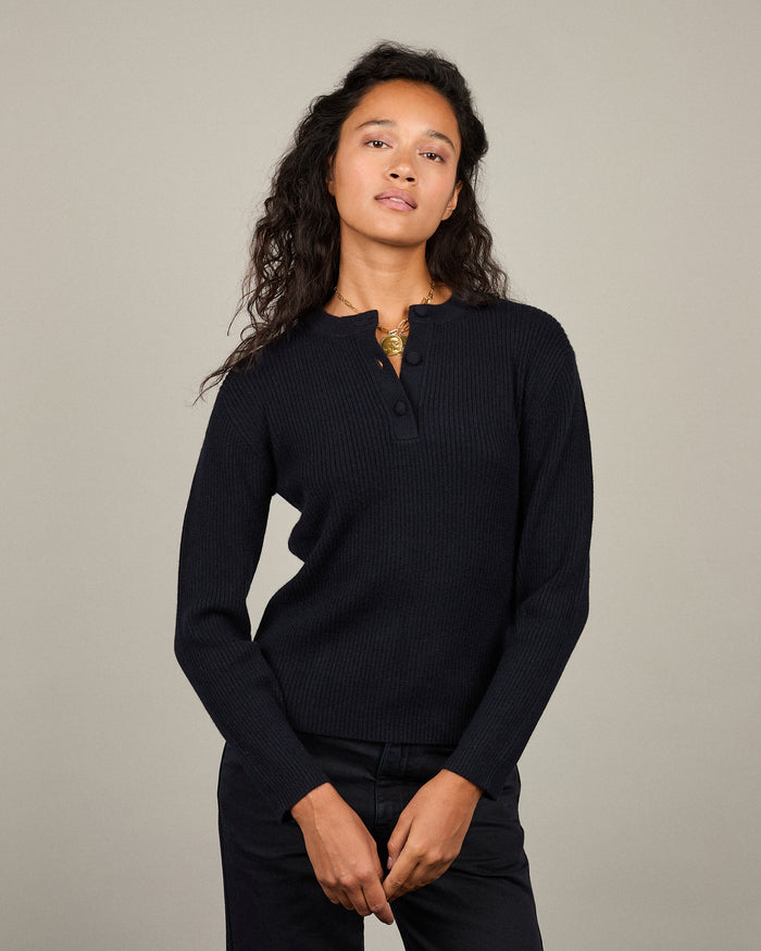 alexandra golovanoff Chris Light navy 18