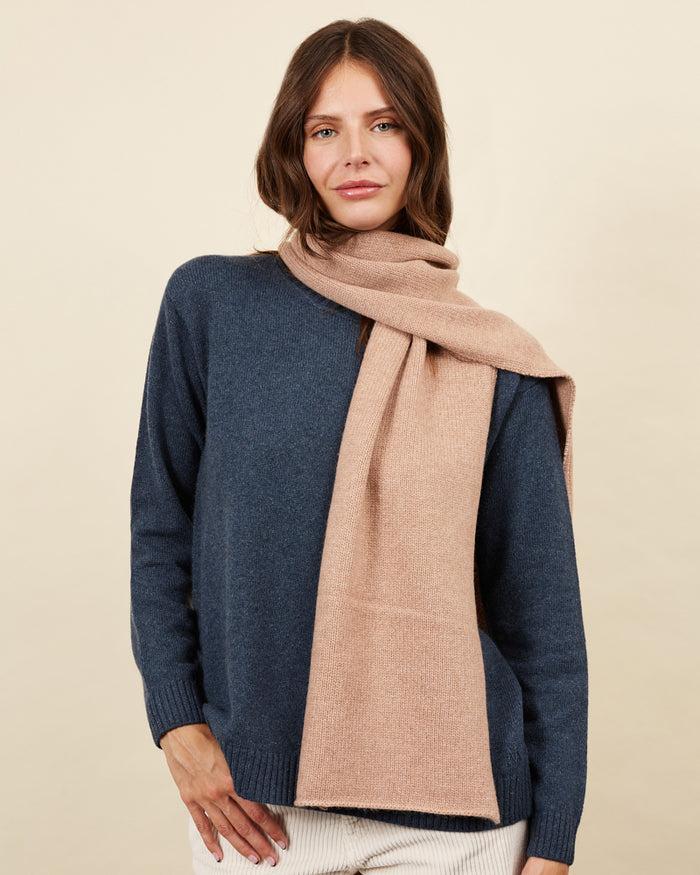 alexandra golovanoff Echarpe beige 15