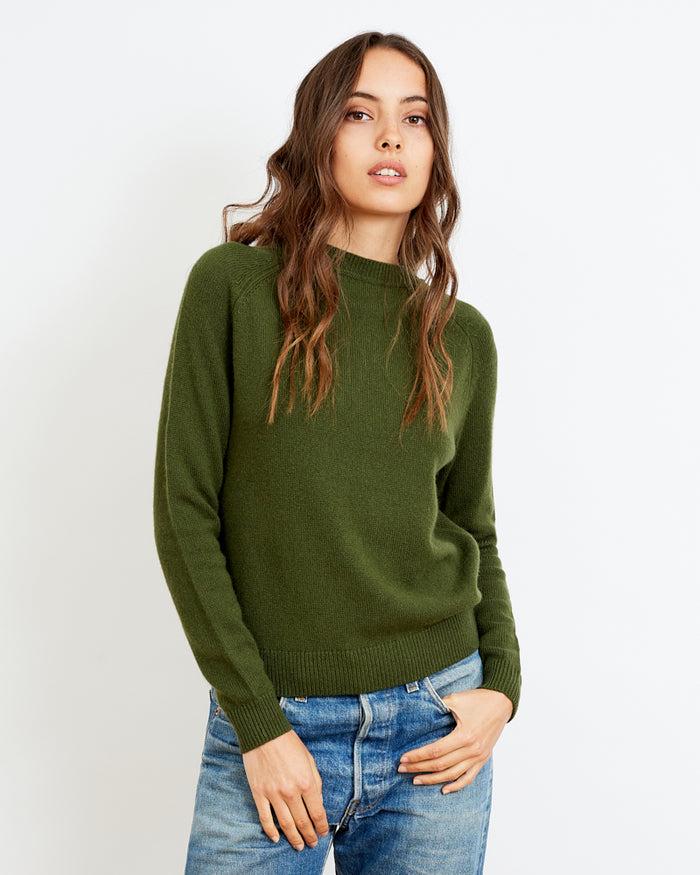 alexandra golovanoff Mila kaki 13