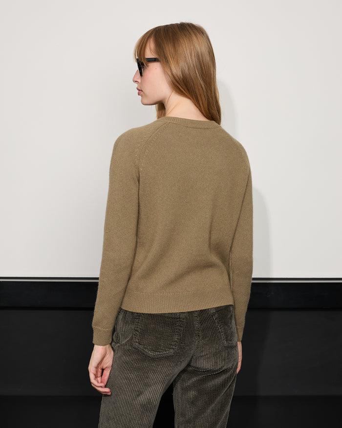 Alexandra Golovanoff Mila Kaki 17