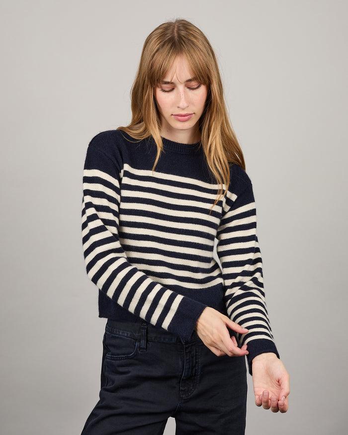 alexandra golovanoff Sailor navy 17