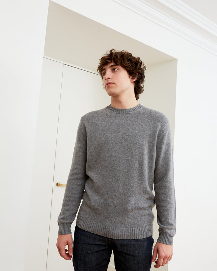 Alexandra Golovanoff Virgile Man Grey 13