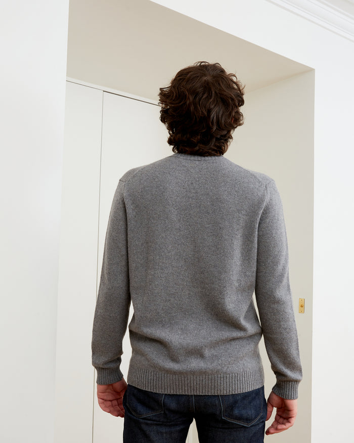 alexandra golovanoff Virgile Man grey 13