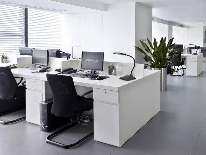 Aluminor Lampe De Bureau MIKA LT & MIKA P – ALUMINOR