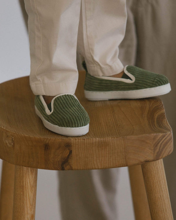 Angarde Chausson Enfant Vert En Velours