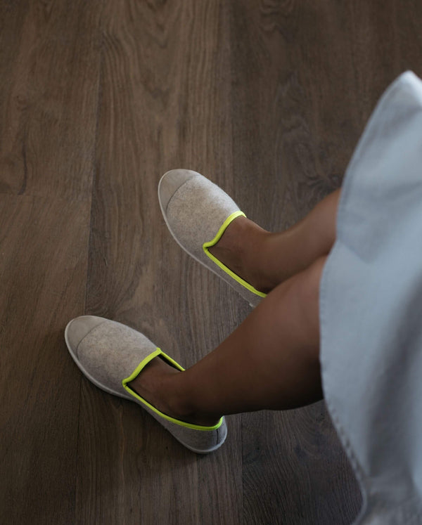 Angarde Chausson Femme Beige Jaune Fluo