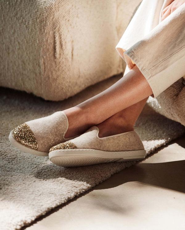 Angarde Chausson Femme Beige Paillettes