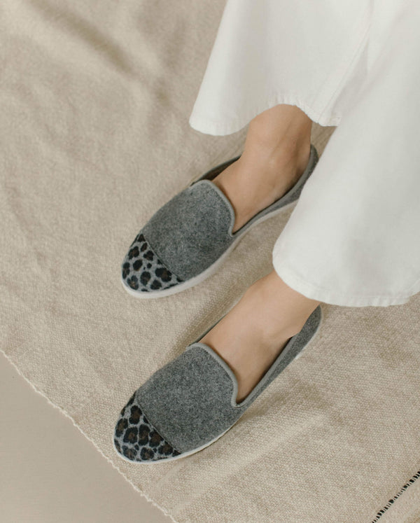 Angarde Chausson Femme Gris Léopard