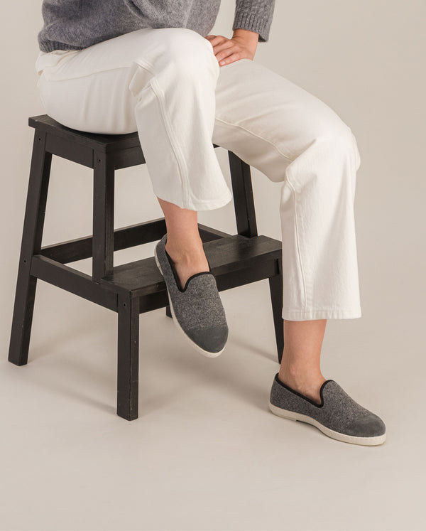 Angarde Chausson Femme Gris Noir