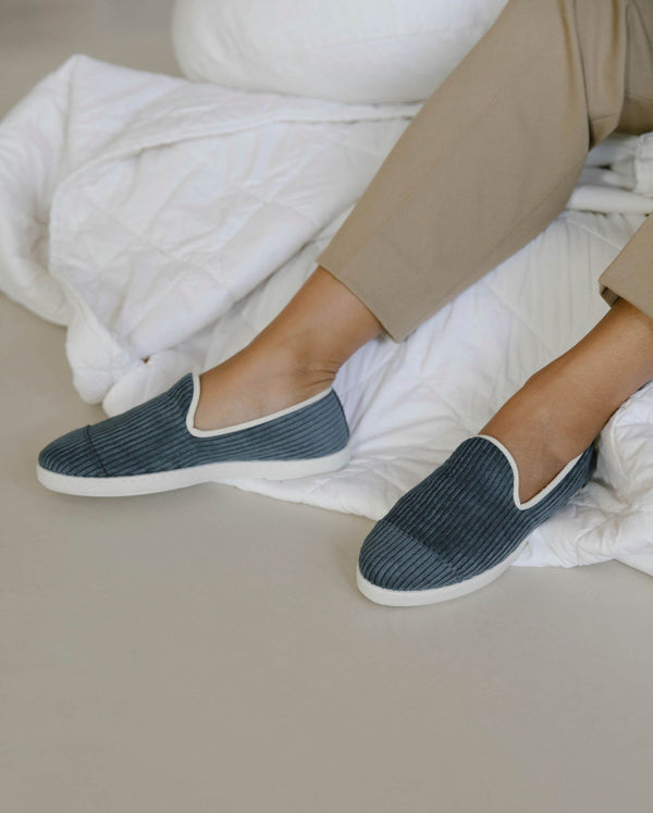 Angarde Chausson Femme Marine En Velours
