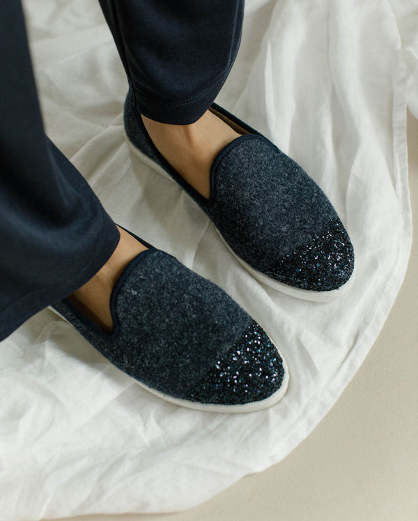 Angarde Chausson Femme Marine Paillettes