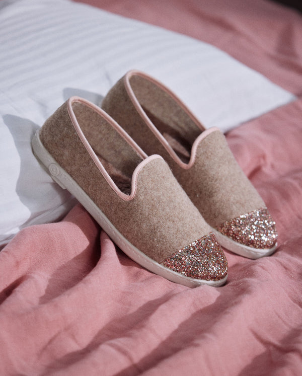 Angarde Chausson Femme Sable Paillettes