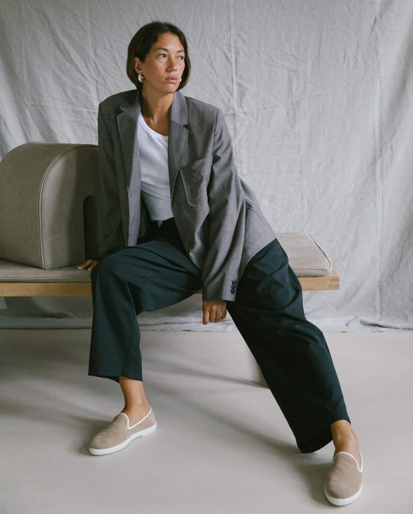 Angarde Chausson Femme Taupe En Cuir Suède