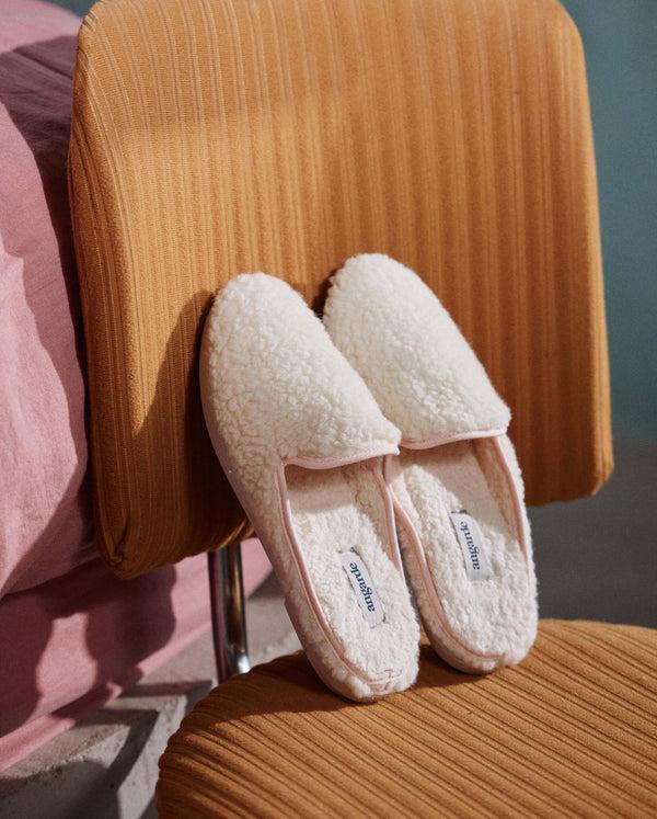 Angarde Mule Femme Blanc Rose En Bouclette De Laine