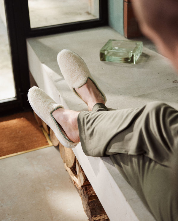 Angarde Mule Homme Blanc Sauge En Bouclette De Laine