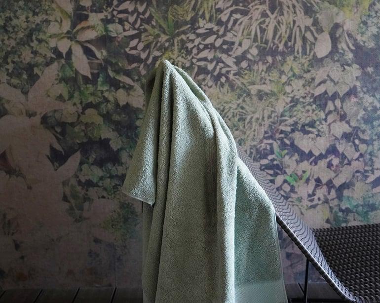 Anne De Solène DRAP DE BAIN Pétale · Cèdre