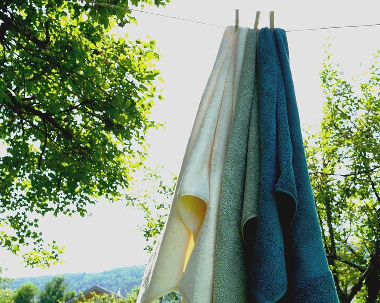 Anne De Solène DRAP DE DOUCHE Pétale · Mimosa