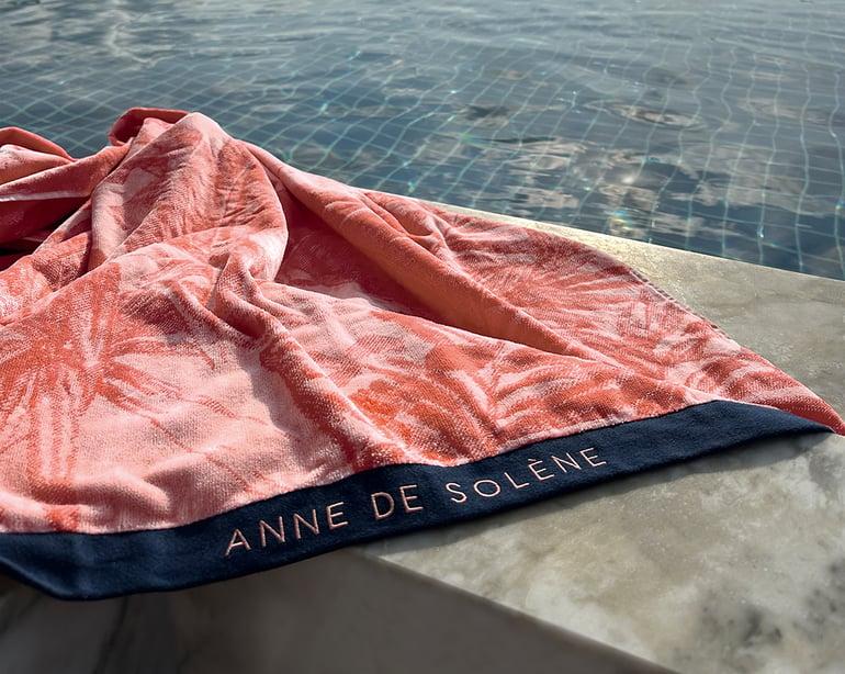 Anne De Solène DRAP DE PLAGE Balata · Corail