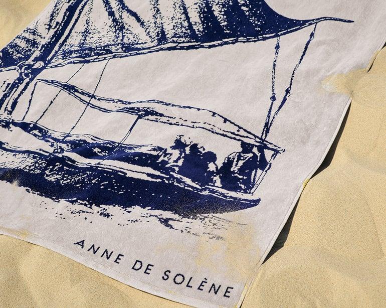 Anne De Solène DRAP DE PLAGE Felucca