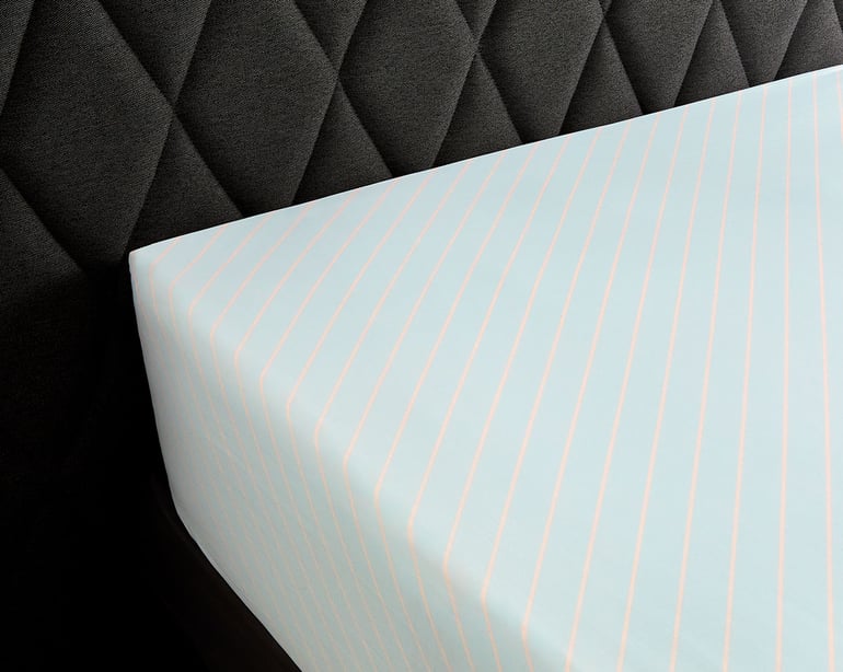 anne de solène DRAP HOUSSE Post Card