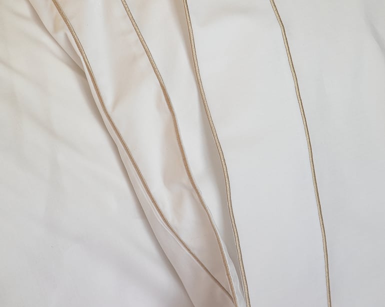 Anne De Solène DRAP PLAT Louvre · Blanc/Sable
