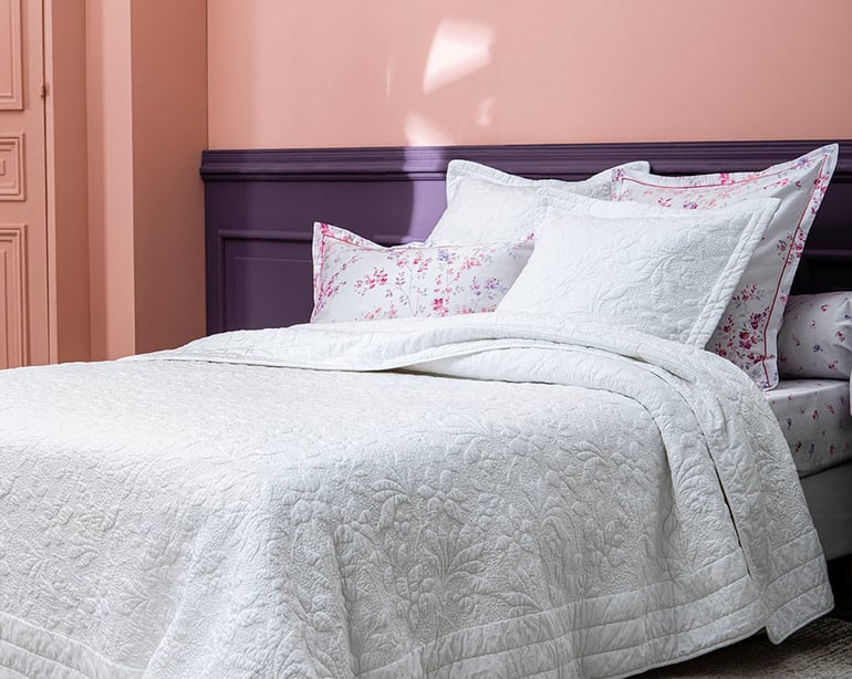 anne de solène JETE DE LIT Destinée