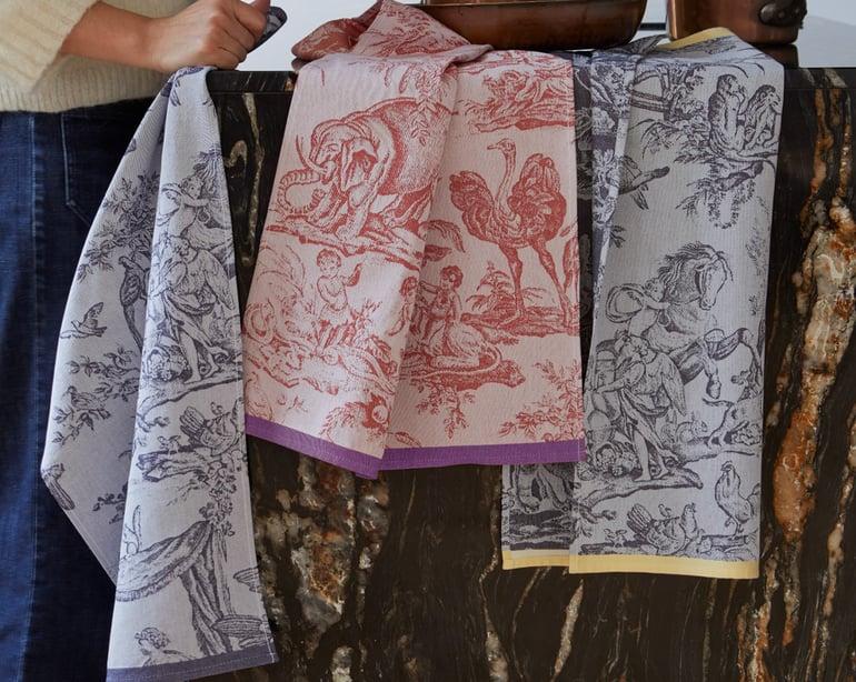 anne de solène LOT DE 3 TORCHONS 4 Continents