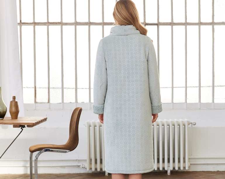 Anne De Solène PEIGNOIR Beth · Brume