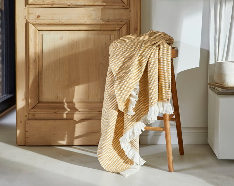 anne de solène PLAID Anaëlle · Ocre