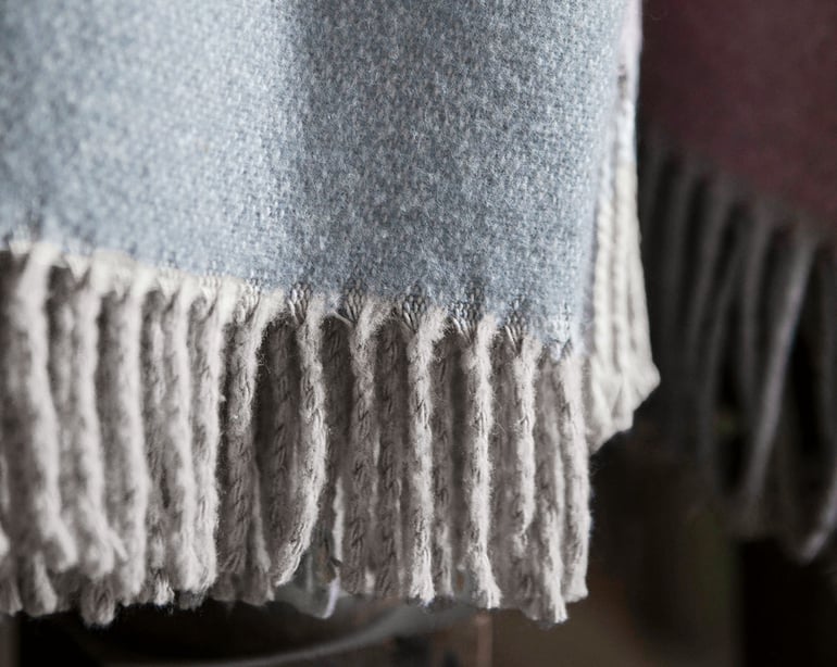 Anne De Solène PLAID Divin · Horizon