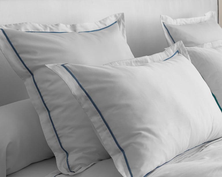 Anne De Solène TAIE D'OREILLER Breteuil · Blanc/Bleu