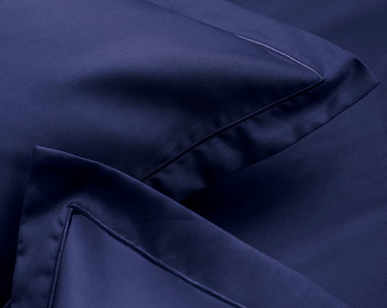 Anne De Solène TAIE D'OREILLER Eclat · Cardinal