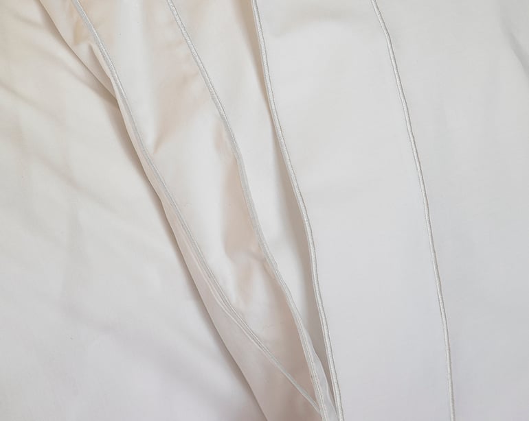 Anne De Solène TAIE D'OREILLER Louvre · Blanc/Blanc