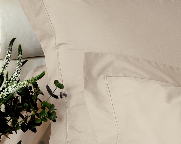 Anne De Solène TAIE D'OREILLER Vexin · Grège