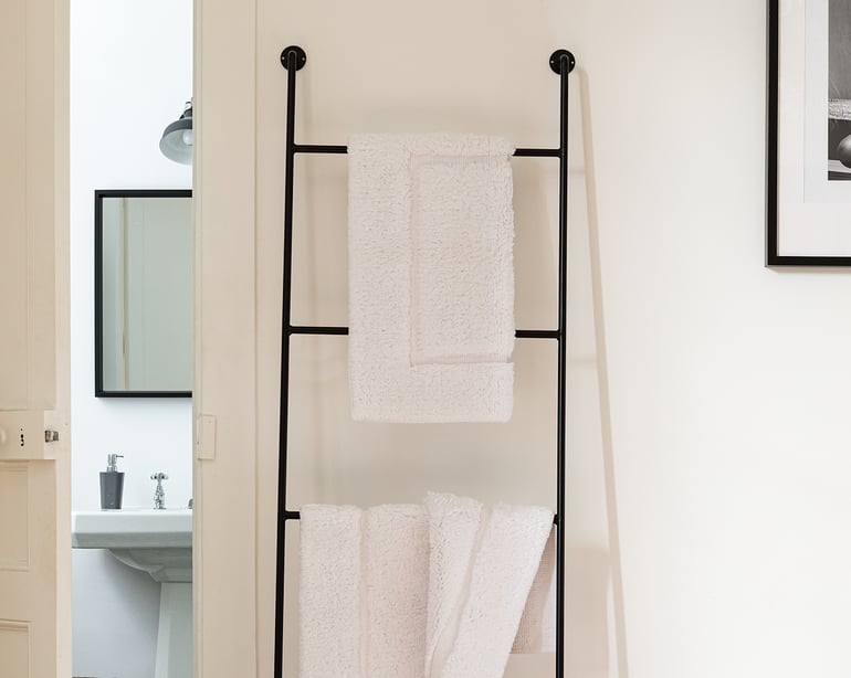 Anne De Solène TAPIS DE BAIN Origine · Blanc