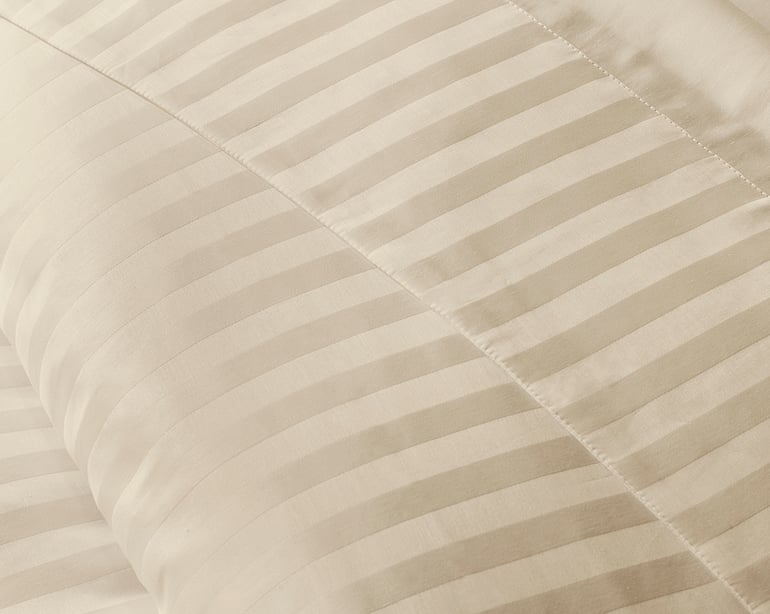 Anne De Solène HOUSSE DE COUETTE Allure Discrétion · Grège