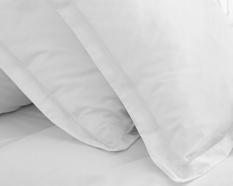 Anne De Solène TAIE D'OREILLER Breteuil · Blanc/Blanc