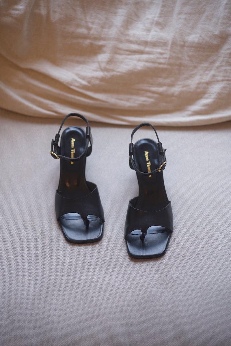 anne thomas Ayako Sandals Florida Black