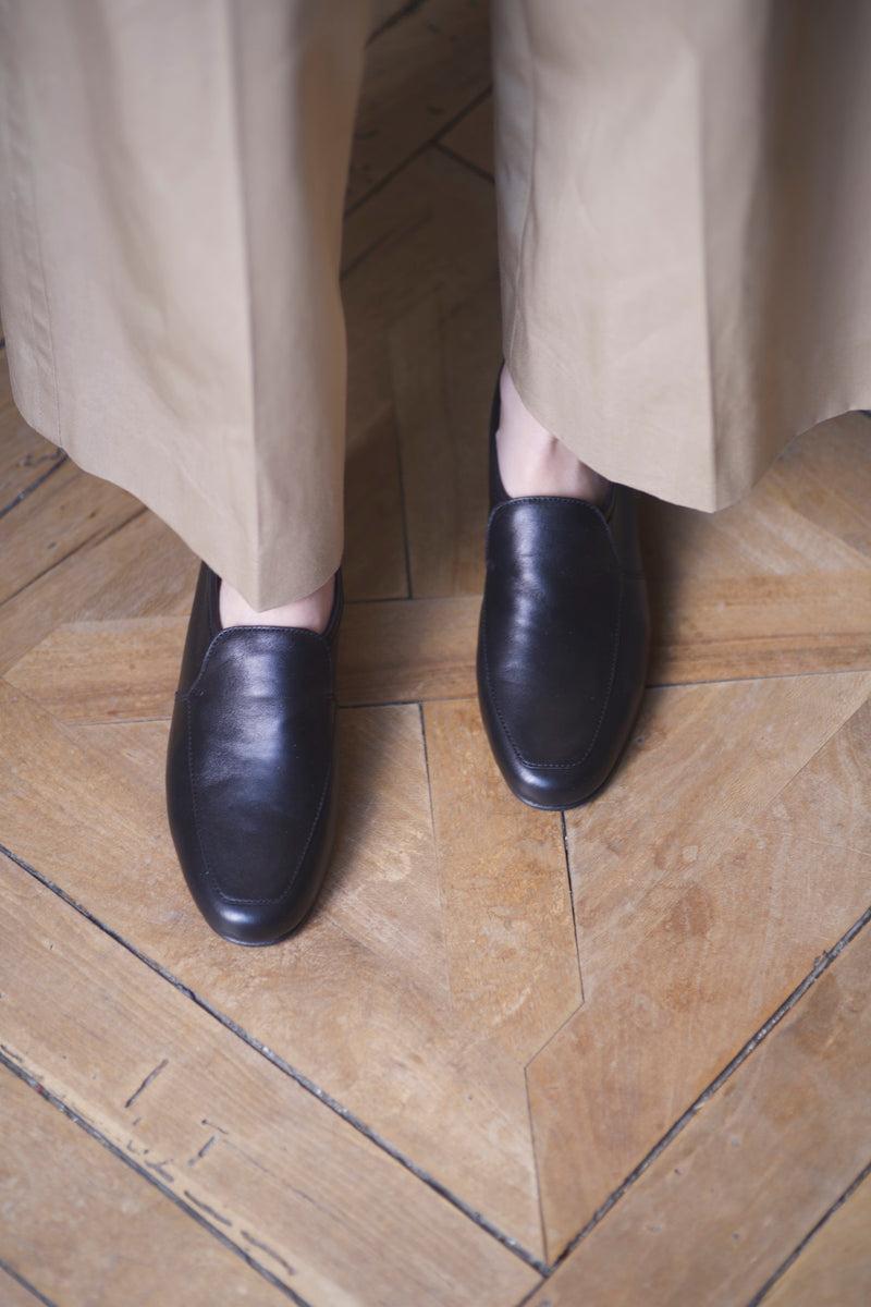 Anne Thomas Léo Nappa Black