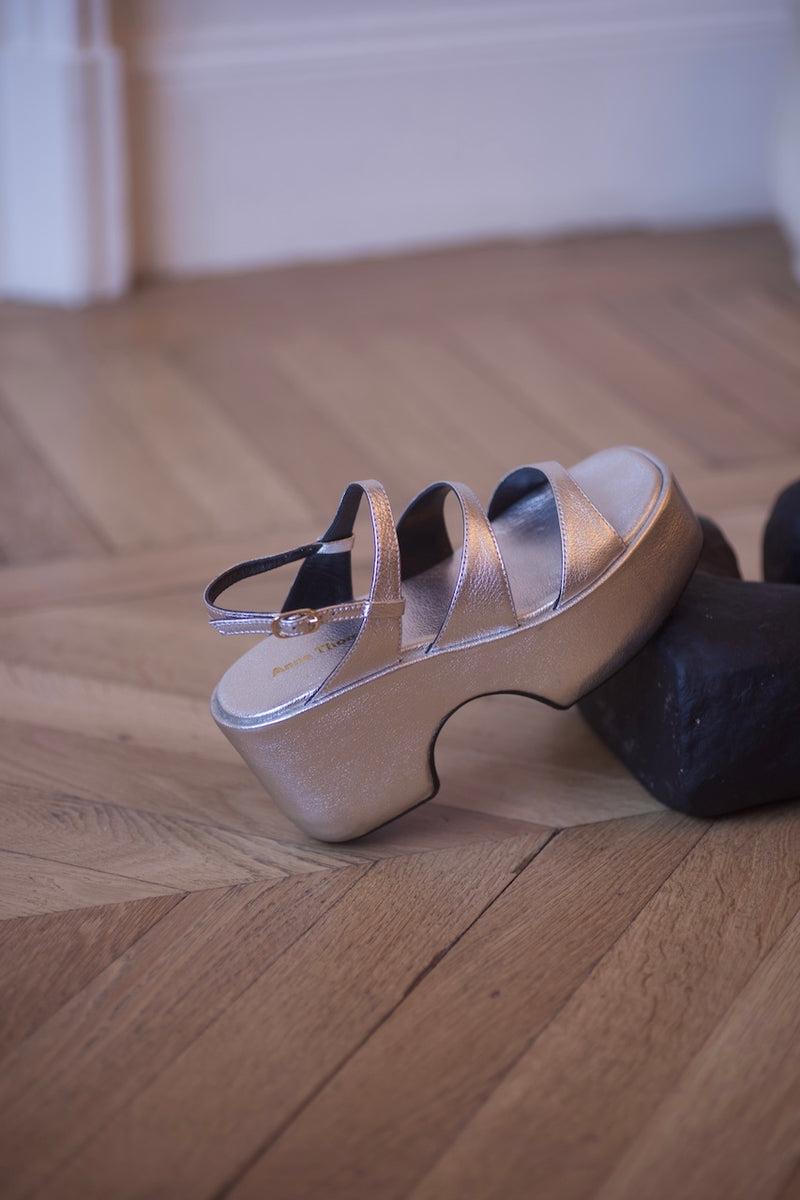 anne thomas Maki Wedge Madras Grain Silver