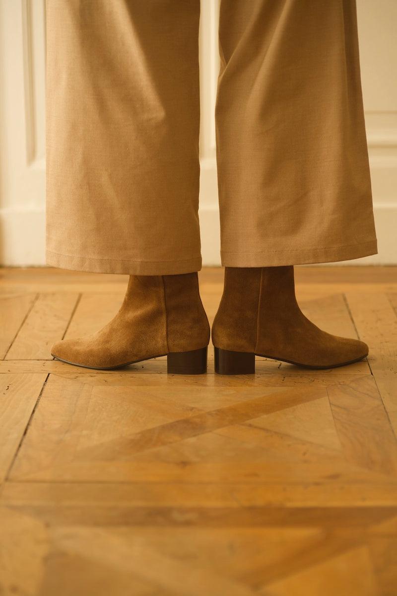 Anne Thomas Michèle Boots Sigaro